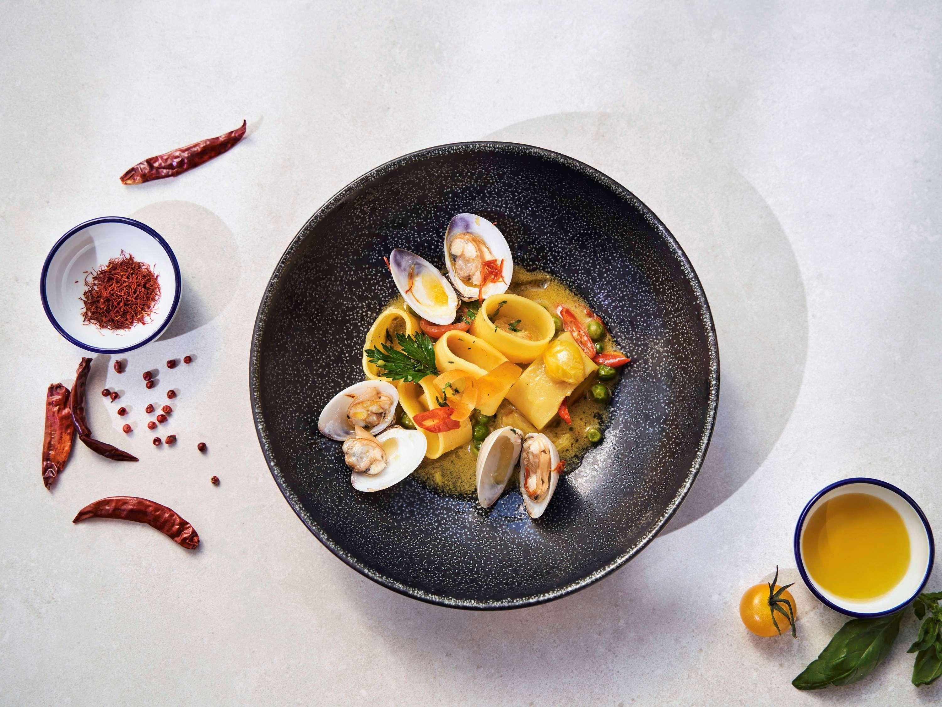 Grand Plaza Moevenpick Dubai Exterior foto A typical Portuguese dish