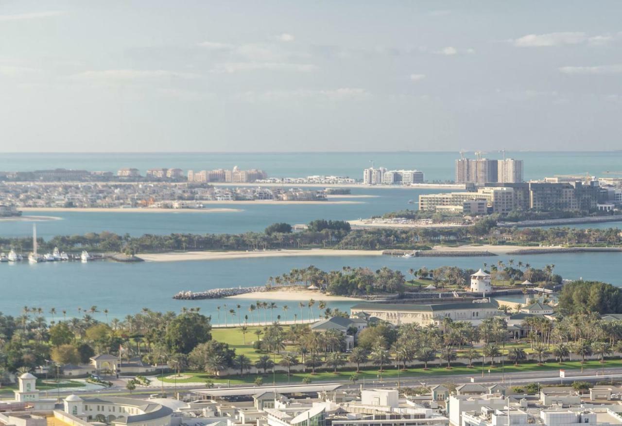 Grand Plaza Moevenpick Dubai Exterior foto View of the bay from the San Diego skyline